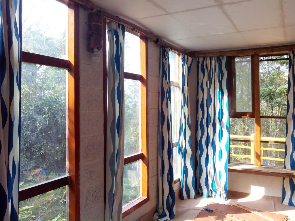 Jungle Jive Tree House Munnar Bed & Breakfast Room photo