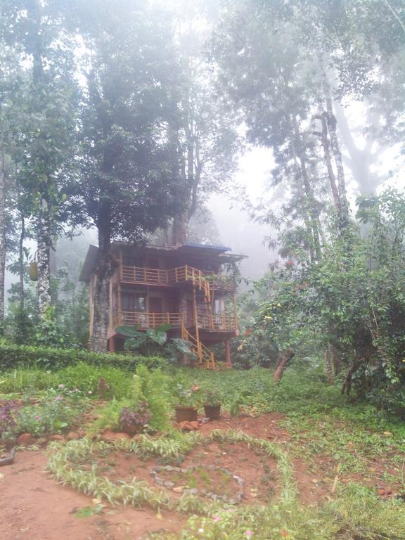 Jungle Jive Tree House Munnar Bed & Breakfast Exterior photo