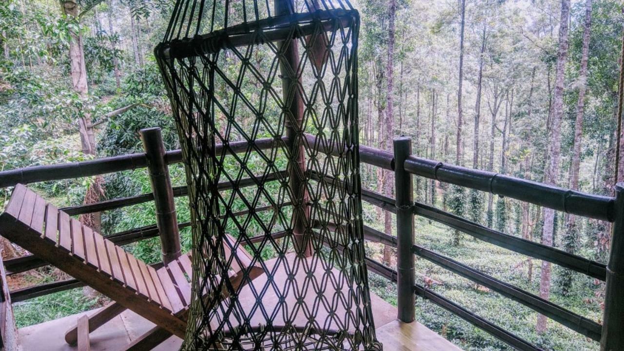 Jungle Jive Tree House Munnar Bed & Breakfast Exterior photo